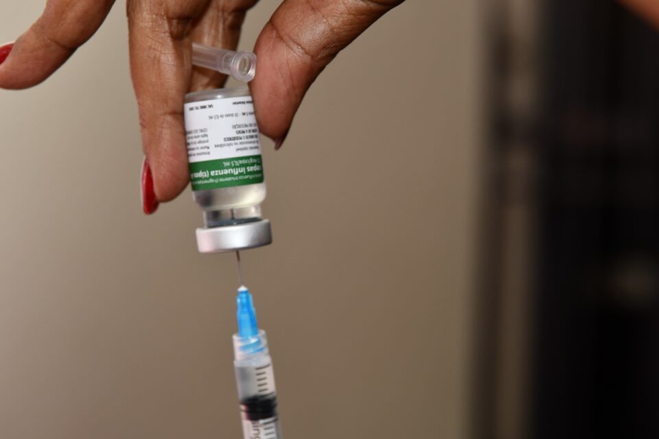 mutirão de vacinação contra Influenza