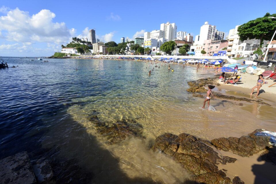 Praia do Porto d Barra onde serão instaladas boias de segurança